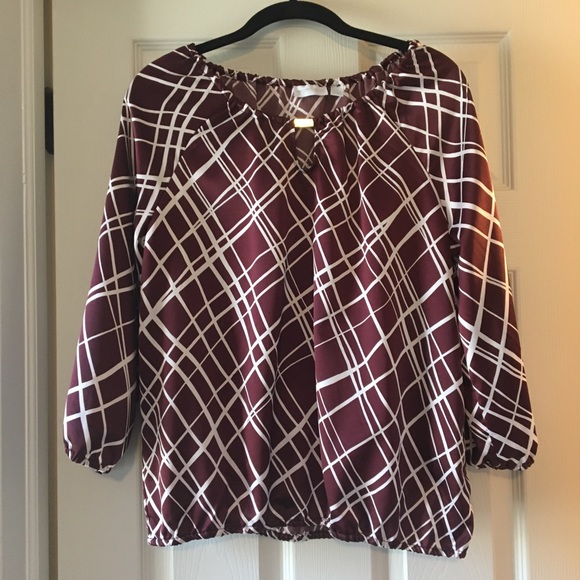 Women’s NY&C Burgundy blouse size Med - Picture 6 of 6